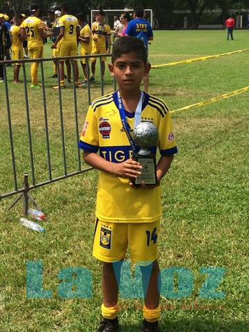 TORNEO NACIONAL----LENNARD JESUS CARDENAS CORTES CAMPEON DE GOLEO TORNEO NACIONAL