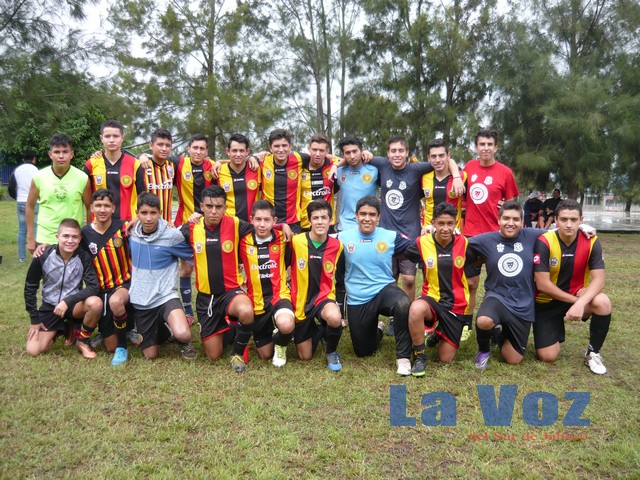 LIGA JUVENIL------LEONES NEGROS